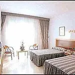 Cortes De Hotel