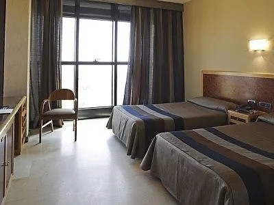 Cortes De 4* León