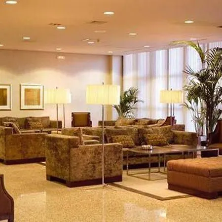 Hotell Cortes De 4*