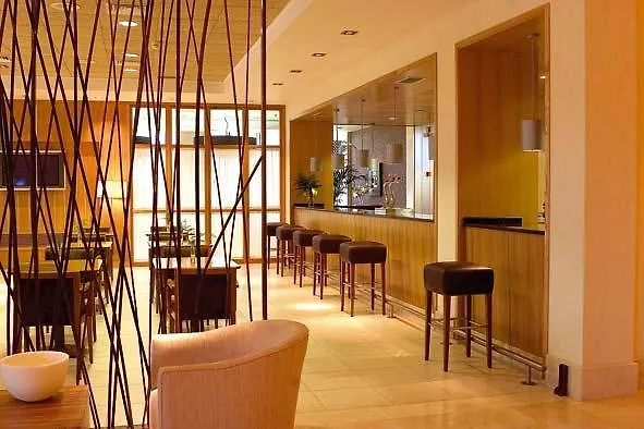 Cortes De Hotel León