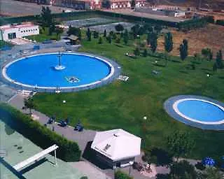 Cortes De Hotel León